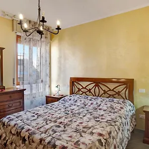 https://casa-vacanze-laura-e-elena.hotelitalianriviera.com