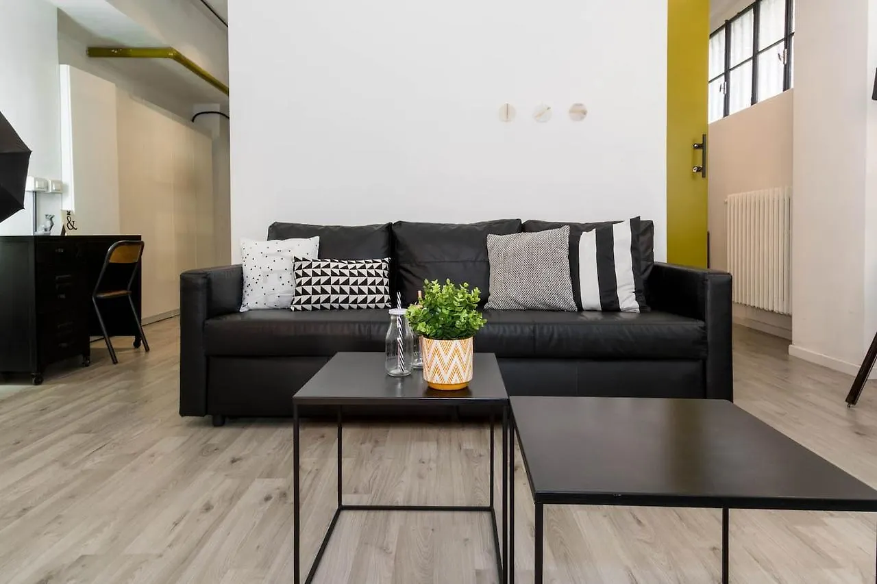 ALTIDO Exclusive Apt for 4 in Navigli near parks Milano